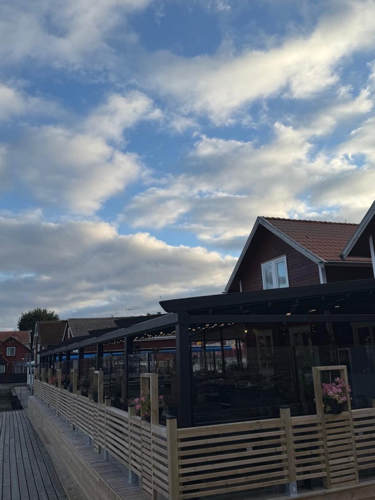 Hamnkrogen Bryggan — Öregrund